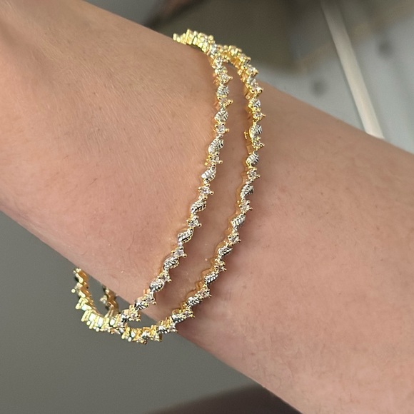 Two Tone Bangles Set of 4 - Picture 3 of 6